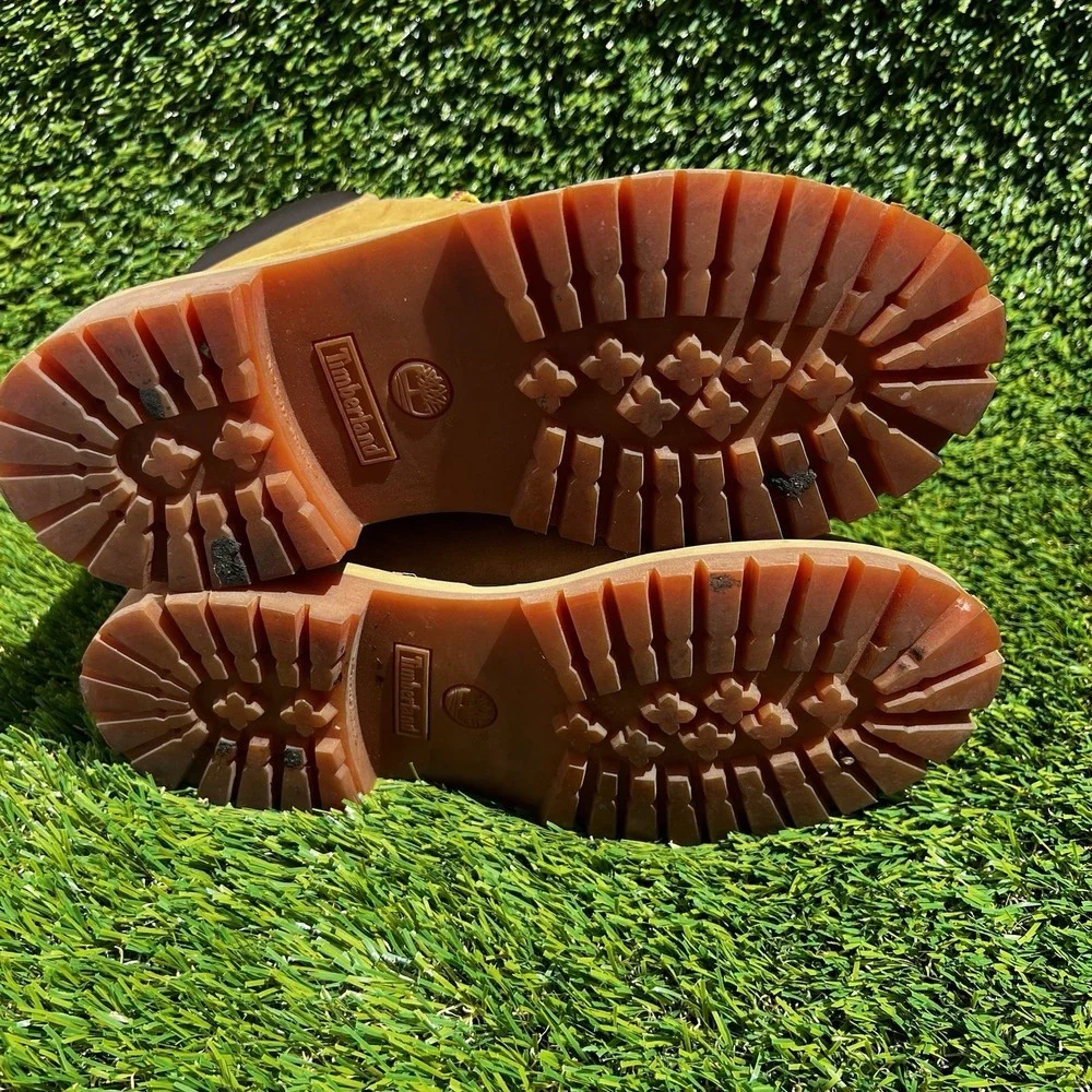 Timberland Boots Youth Size 2.5 Premium Waterproof Wheat Nubuck Outdoor
